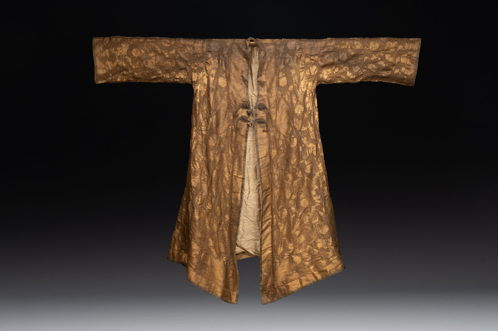 An Ottoman gold-thread-embroidered silk kaftan, probably 18th C.