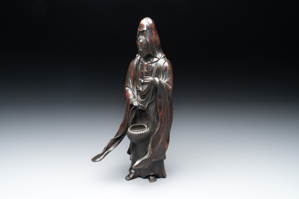 A Japanese bronze Kannon, Meiji, 19/20th C.