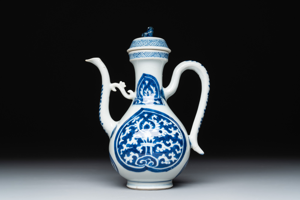 A Chinese blue and white ewer with stylised floral design for the Islamic market, Kangxi