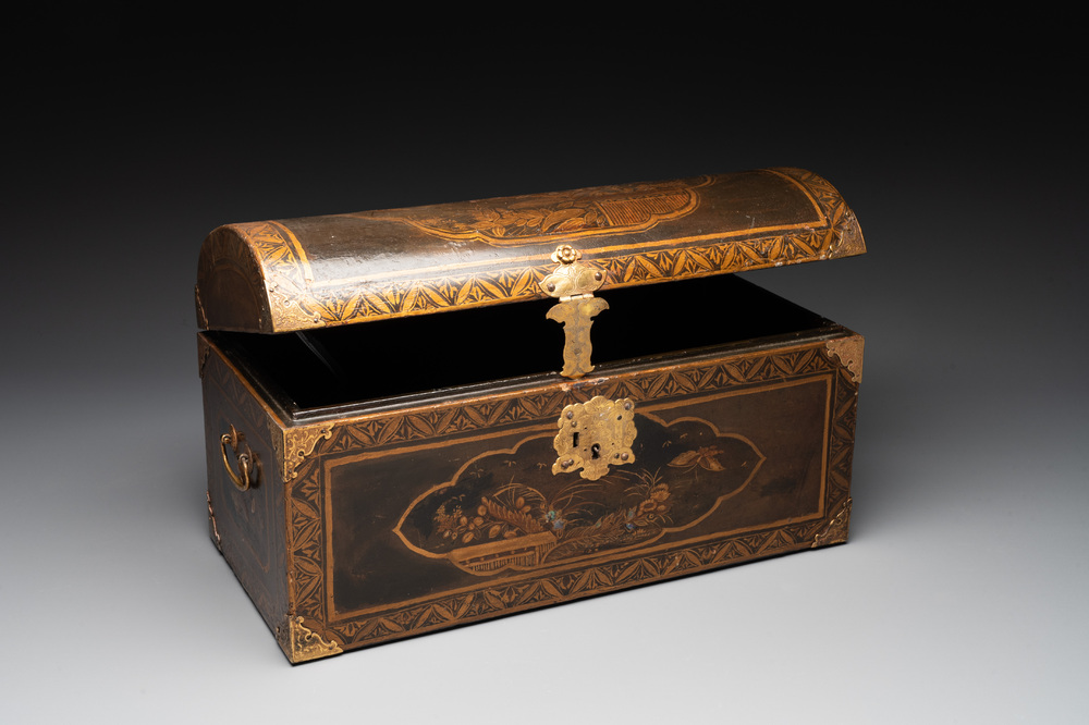 A Japanese gilt-lacquered mother-of-pearl inlaid Namban coffer for the Portuguese market, Edo, 17th C.