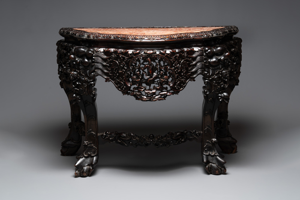 A finely carved Chinese hongmu console table with marble top, Canton, 19th C.