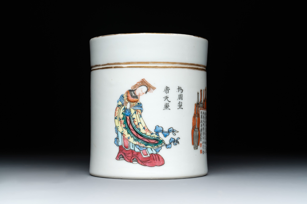 A Chinese famille rose 'Wu Shuang Pu' box and cover, 19th C.