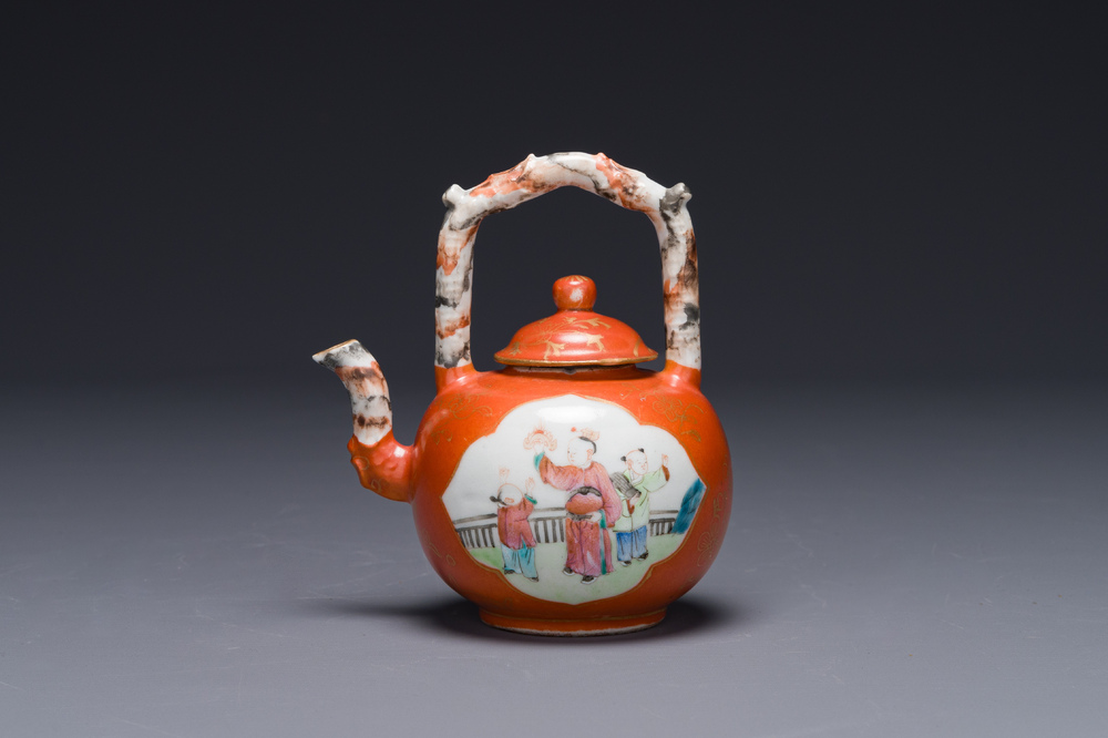 A Chinese famille rose coral-red-ground teapot with 'faux marble' spout and handle, Jiaqing