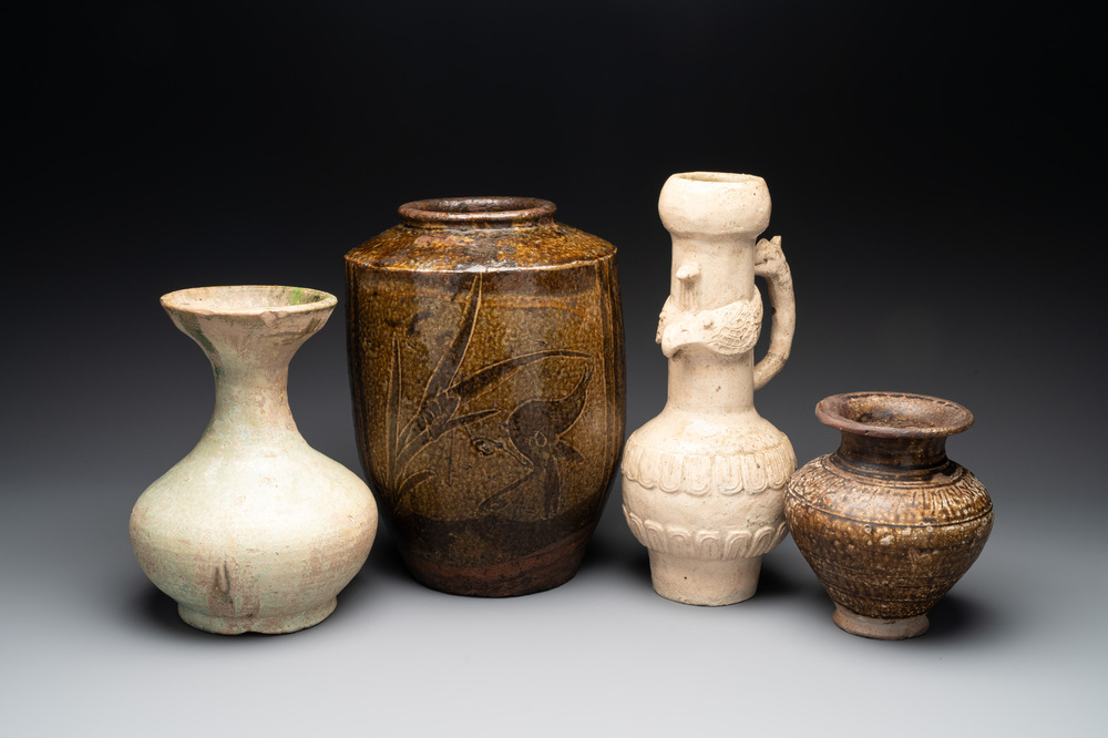 Four Chinese and Thai monochrome wares, 19th C.