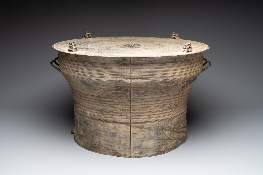 A Burmese bronze Karen rain drum with frogs, 18th C.