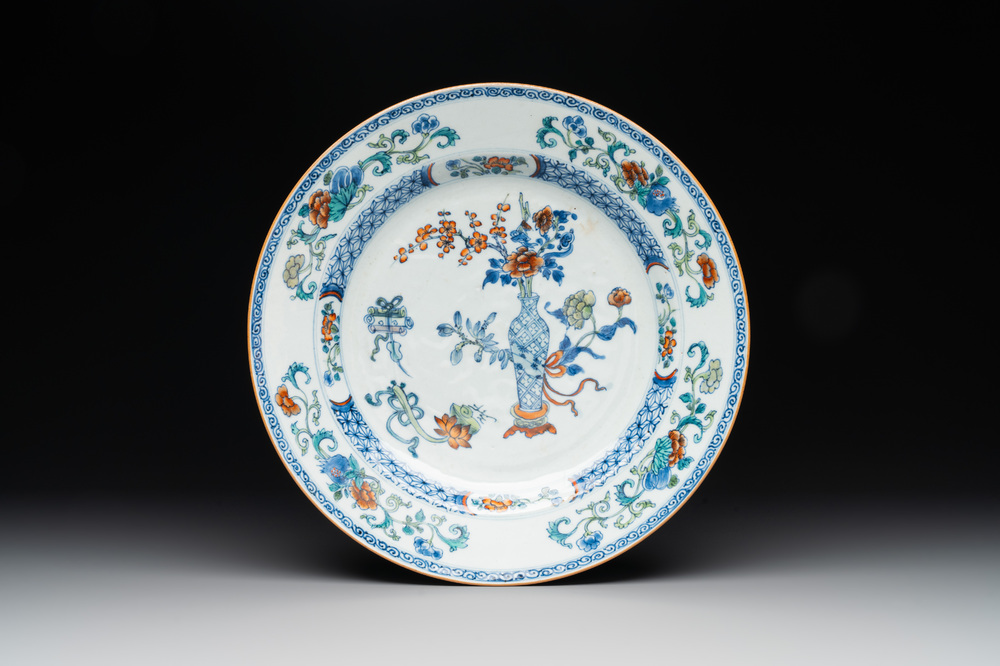 A Chinese doucai 'antiquities' dish, Yongzheng