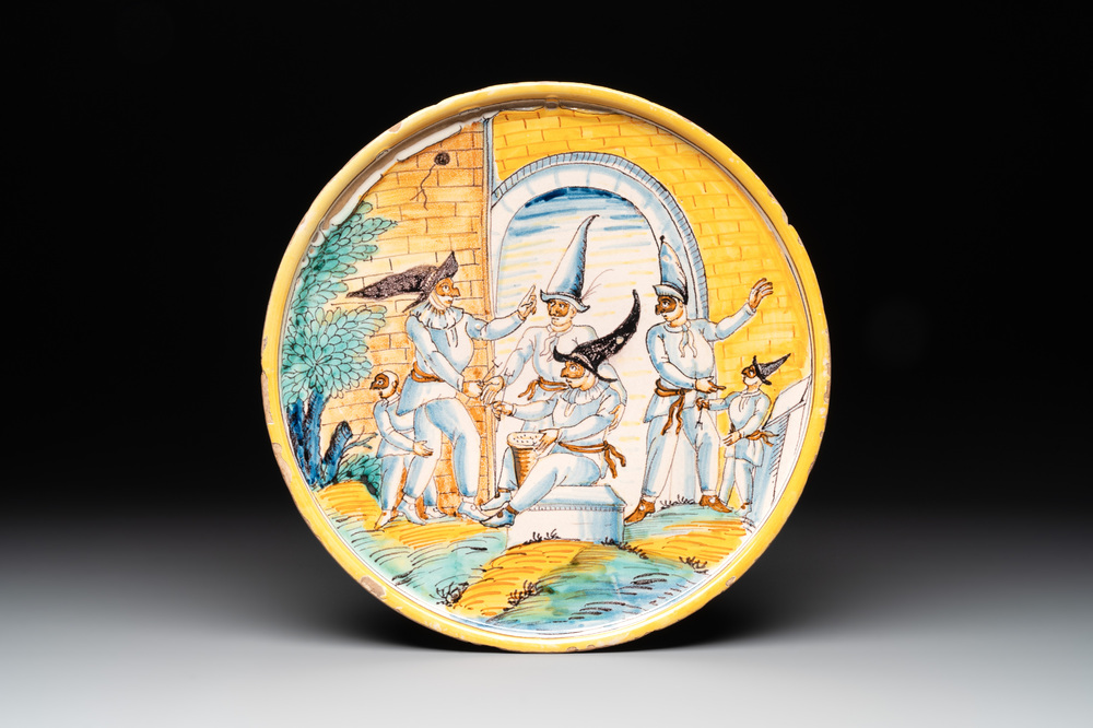 A large Italian maiolica 'Venerd&igrave; Gnoccolare' tazza, Naples or Deruta, 17th C.