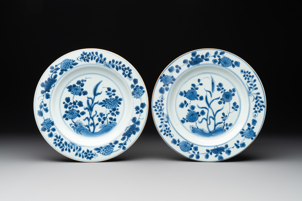 A pair of Chinese blue and white 'floral' plates with Johanneum Marks, ex-collection of August the Strong, Kangxi
