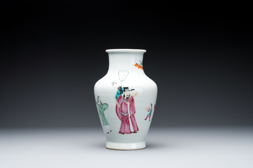 A Chinese famille rose 'Sanxing' vase, Yongzheng/Qianlong