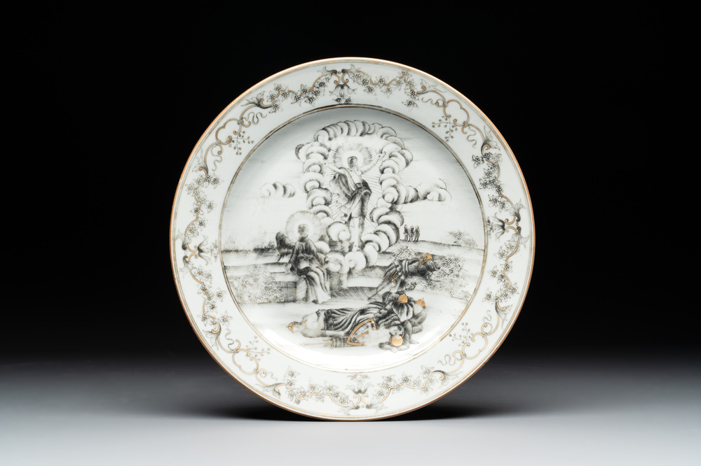 A Chinese gilt-decorated grisaille 'Resurrection' plate, Qianlong