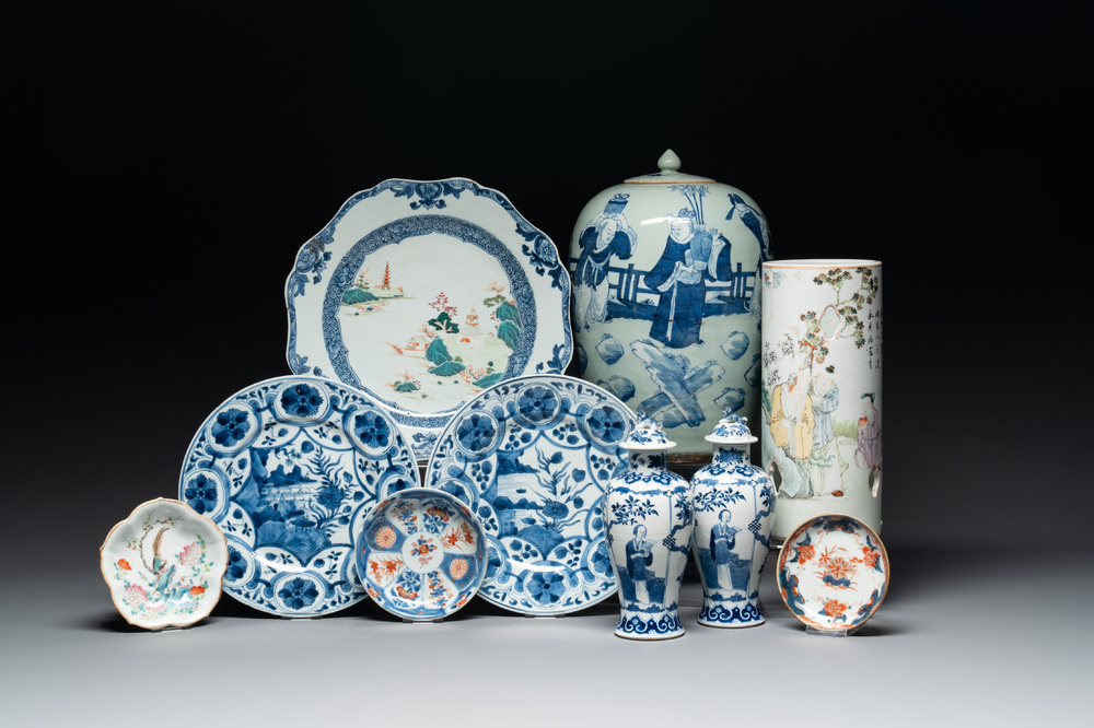 A collection of ten Chinese blue, white, famille rose and qianjiang cai wares, signed Yongzhen Shi 永真氏, 18/19th C.