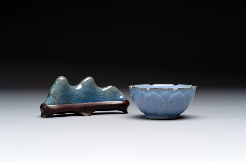 A Chinese blue-glazed Yixing stoneware 'lotus' bowl, and a brush rest on wooden stand, 18/19th C.