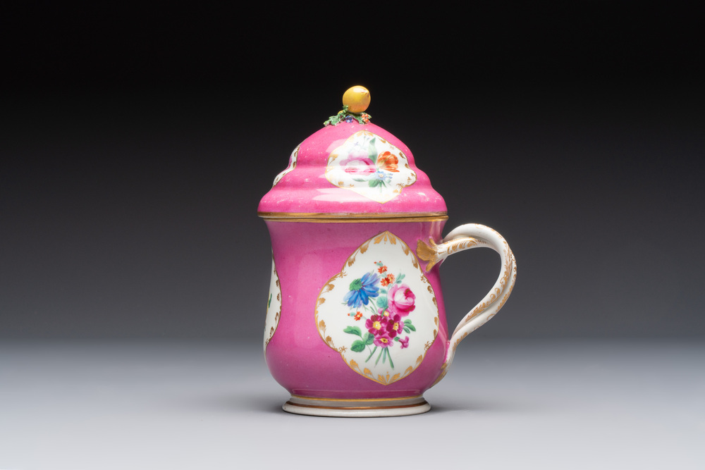 A polychrome gilt Royal Vienna porcelain 'Cherbetlik' pot and cover for the Ottoman market, 18/19th C.