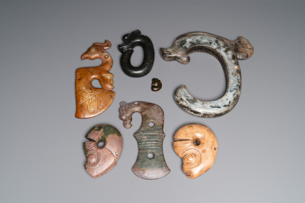 Seven Chinese Hongshan culture-style jade carvings of animals, 20th C.