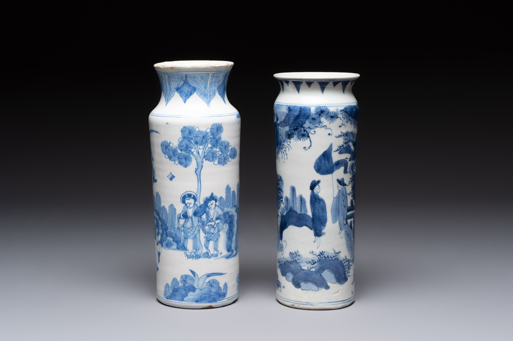 A blue and white Dutch Delft and a Japanese rouleau vase, 17th C.