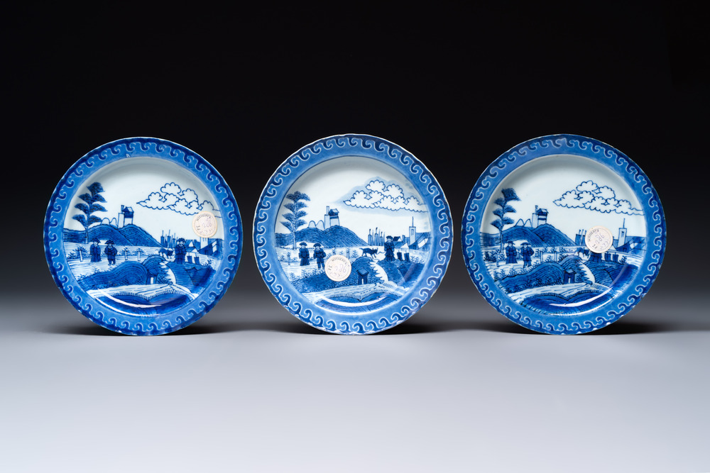 Three Chinese blue and white 'Scheveningen' or 'Nabeshima' plates, Kangxi
