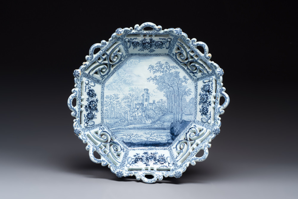A fine and large blue and white Dutch Delft 'Frederic van Frytom-style' reticulated basket, 17th C.