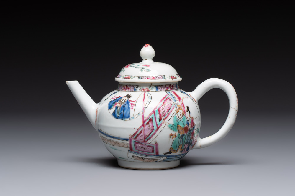 A Chinese famille rose 'Feng Yi Ting 鳳儀亭' teapot, Yongzheng