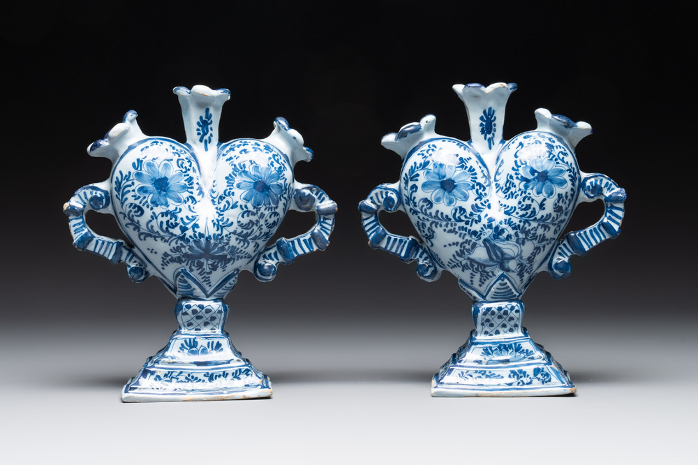 A pair of blue and white German Delftware heart-shaped tulip vases, 18th C.