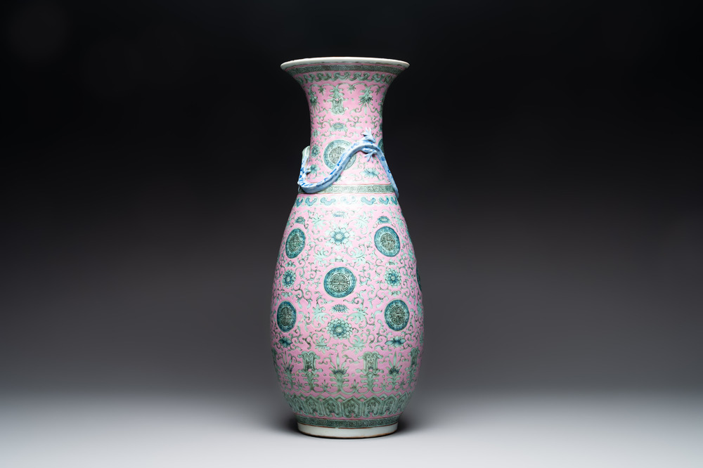 A Chinese famille rose 'shou and chilong' vase, 19th C.