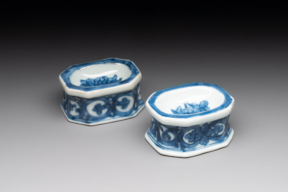 A pair of Chinese gilt-decorated blue and white salts, Qianlong
