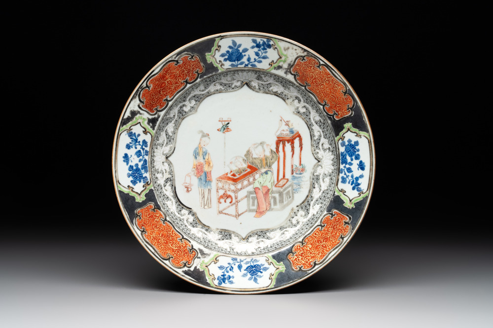 A Chinese famille rose silver and gilt-decorated plate with figural design, Yongzheng/Qianlong