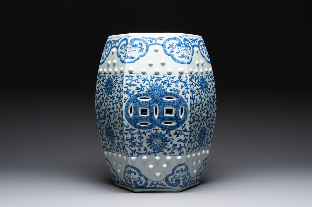 A Chinese blue and white hexagonal 'lotus scroll' garden seat, Qianlong/Jiaqing