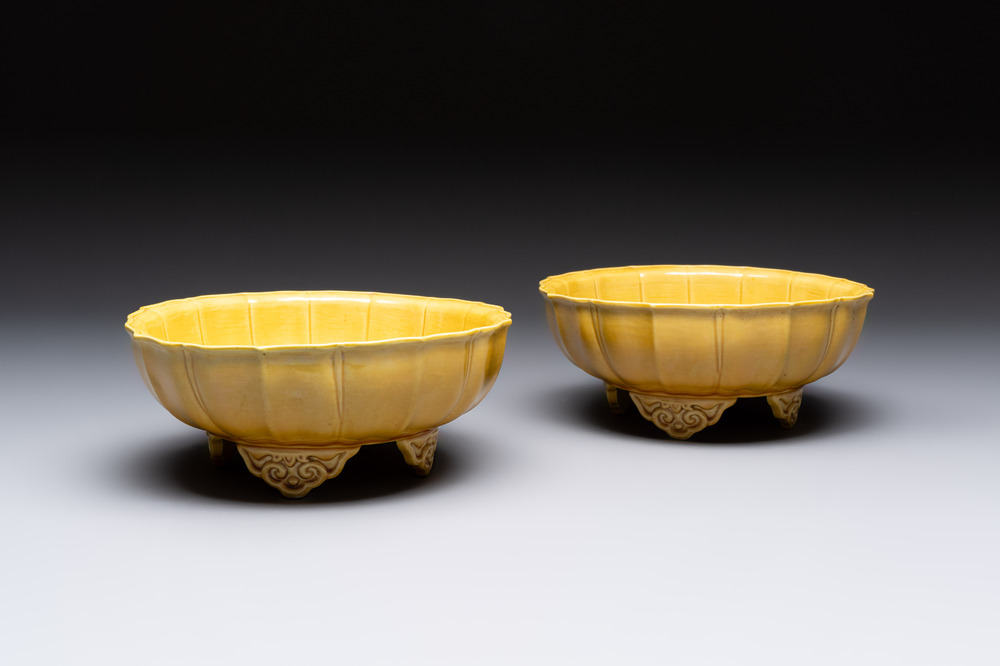 A pair of Chinese yellow-glazed jardini&egrave;res, Yongzheng mark, 20th C.