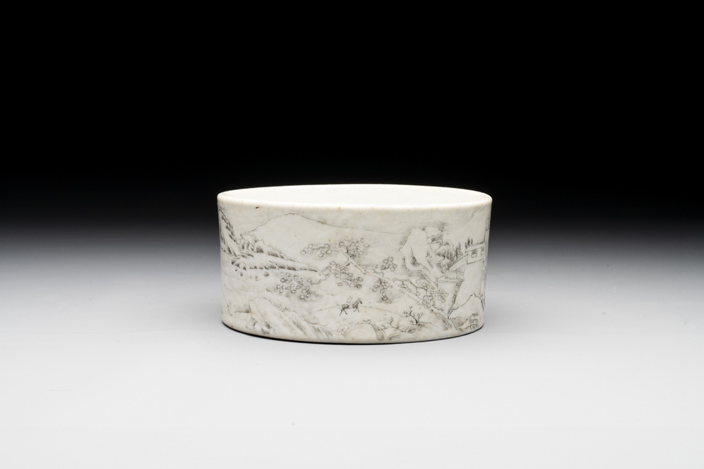 A Chinese grisaille 'mountainous river landscape' brush washer, 19/20th C.
