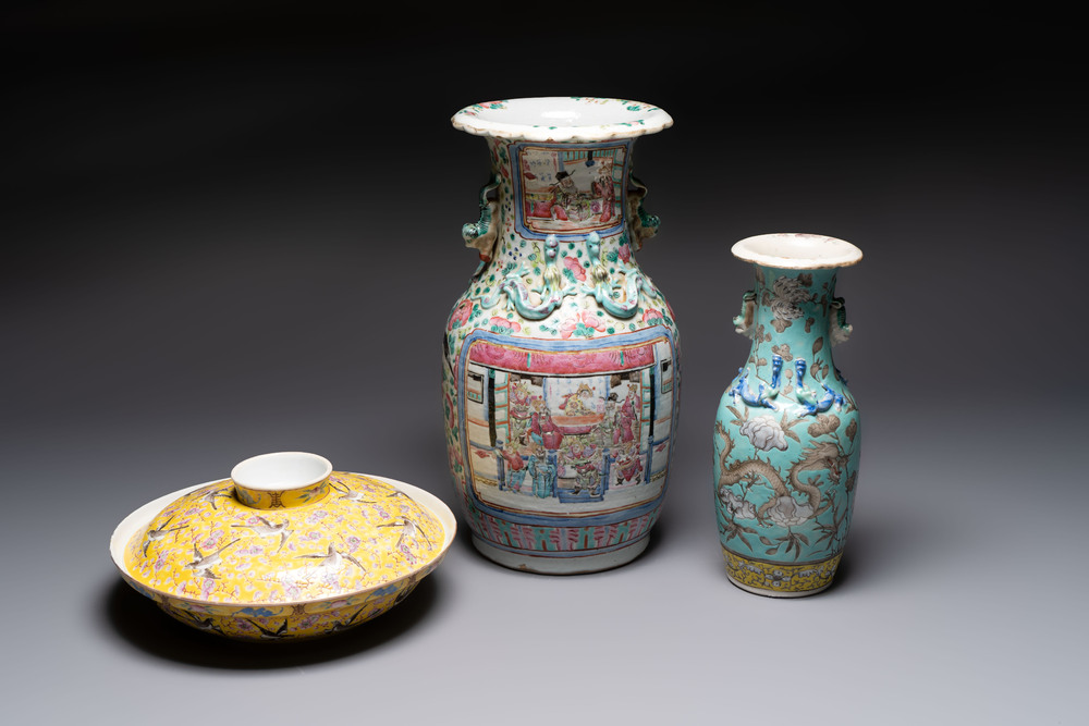 A Chinese famille rose yellow-ground covered bowl, a famille rose vase and a turquoise-ground vase, 19th C.