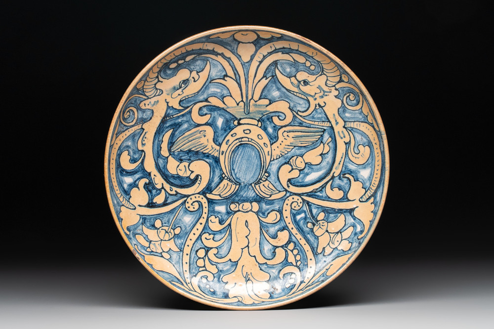 An Italian maiolica heraldic dish, Gubbio, 19th C.