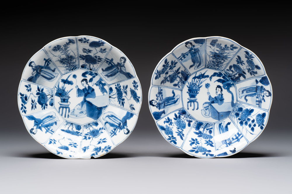 A pair of Chinese blue and white flower-shaped 'Long Eliza' plates, Kangxi