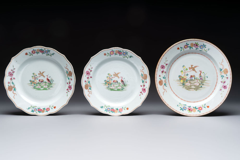A pair of Chinese famille rose plates and one dish with birds and floral design, Qianlong