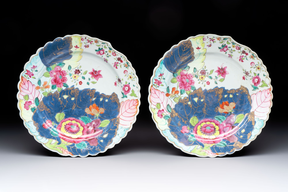 A pair of Chinese famille rose 'tobacco leaf' plates, Qianlong