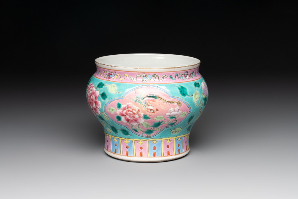 A Chinese famille rose turquoise-ground bowl for the Straits or Peranakan market, 19th C.