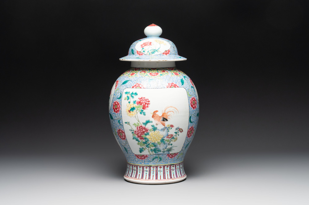A Chinese famille rose 'rooster and antiquities' vase and cover, 19th C.