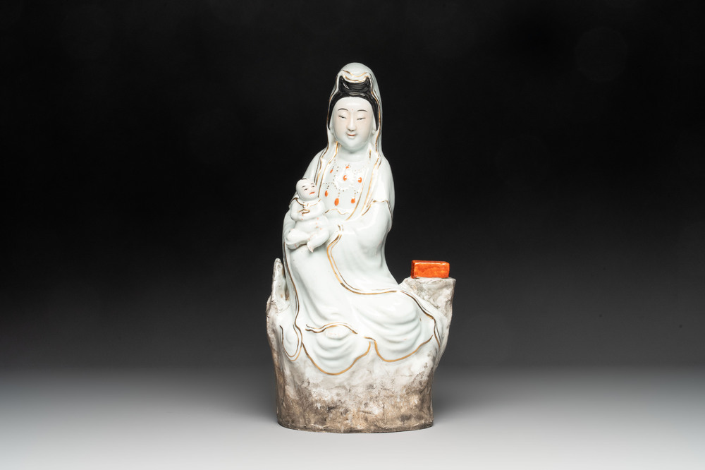 A Chinese gilt- and iron-red-decorated white-glazed figure of Guanyin, Cai Yongxin 蔡永新造 mark, 20th C.