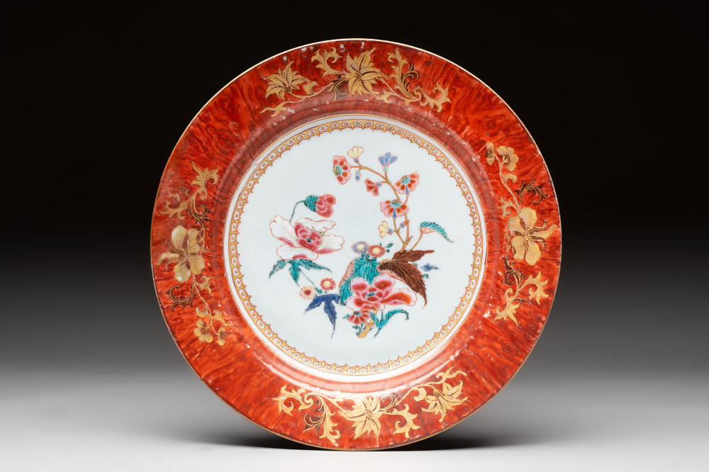 A Chinese famille rose 'faux-bois border' plate, Yongzheng/Qianlong