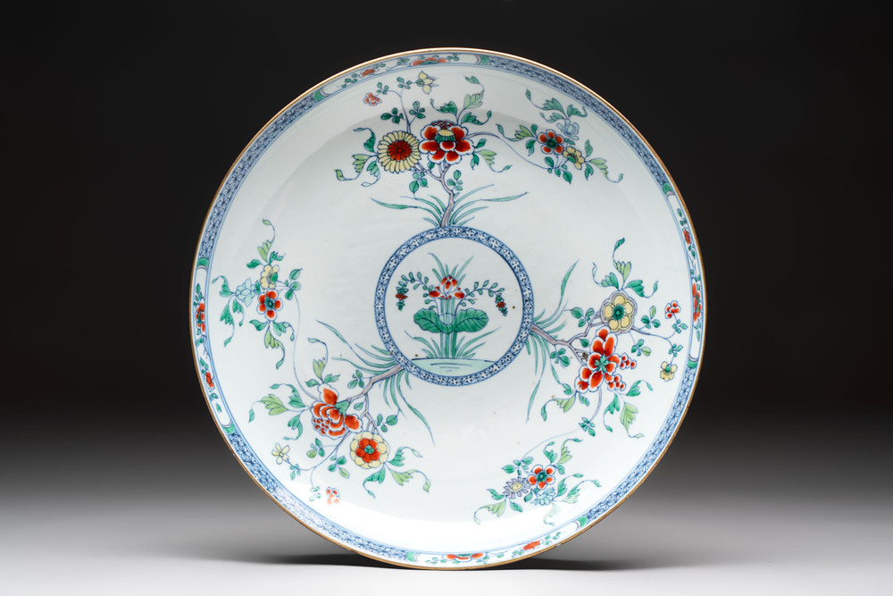 A Chinese doucai dish with floral design, Kangxi