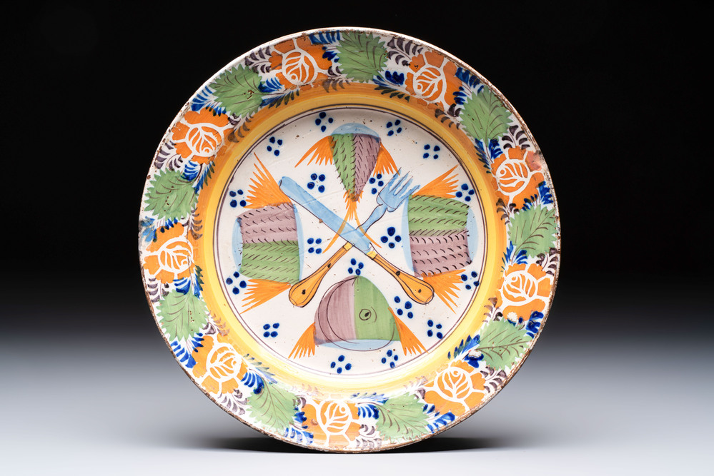 A polychrome Portugese pottery dish, Bandeira, 19th C.