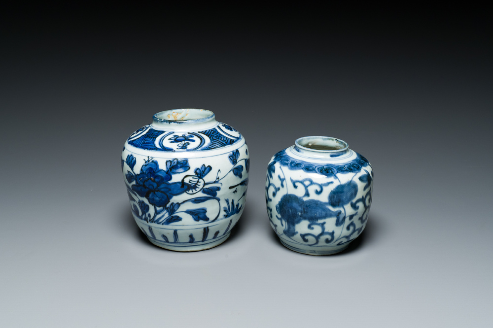 Two Chinese blue and white jars, Wanli