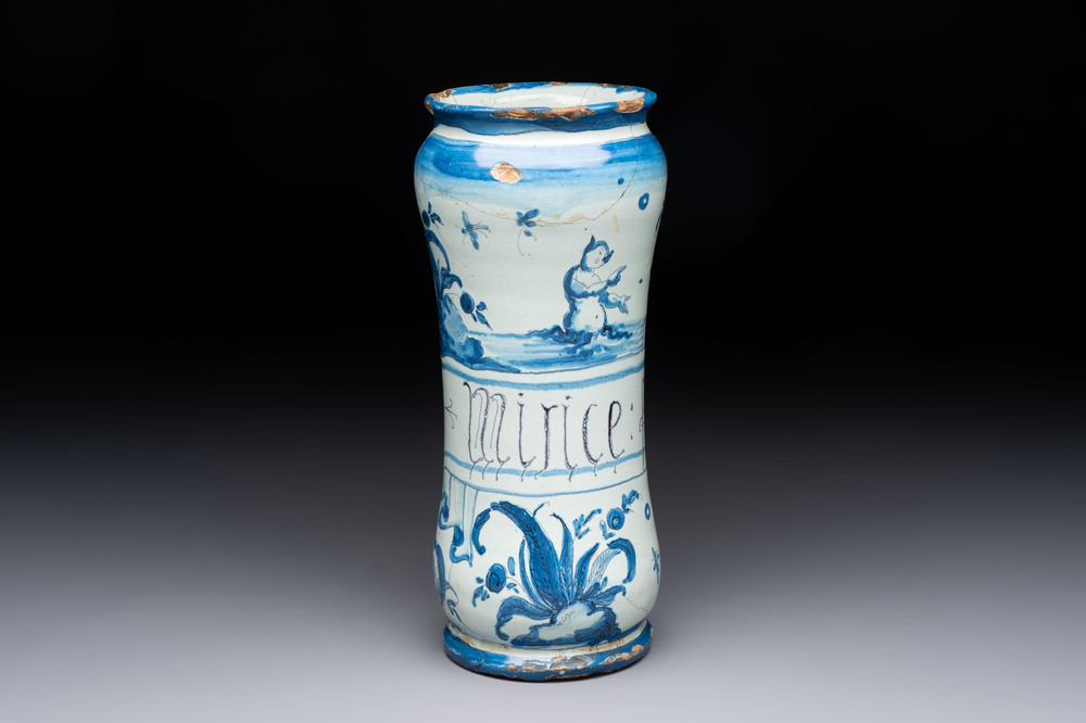 A blue and white Italian albarello, inscribed 'mirice', 18th C.