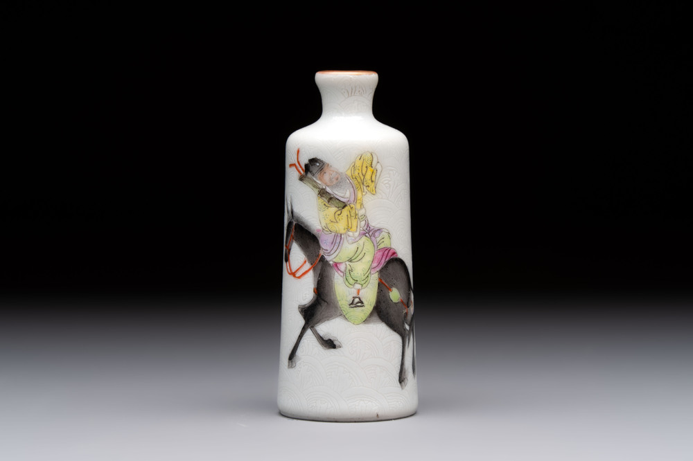 A Chinese famille rose sgraffito 'Zhang Guo Lao 張果老' snuff bottle, Daoguang mark, 19th C.
