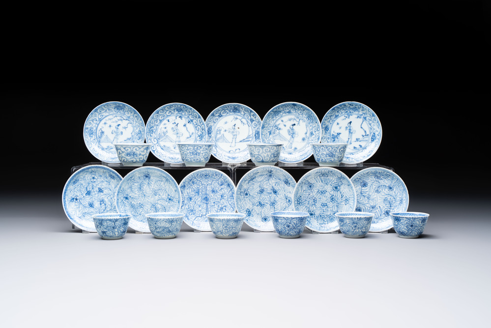 Ten Chinese blue and white cups and eleven saucers, Kangxi