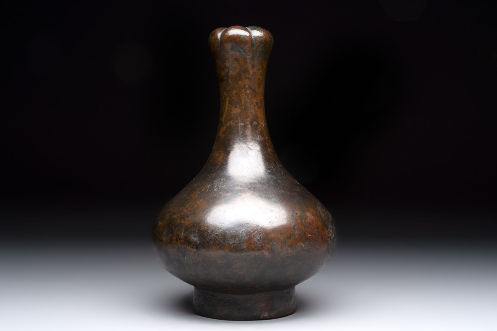 A Chinese bronze garlic-head 'hu' wine vessel, Han