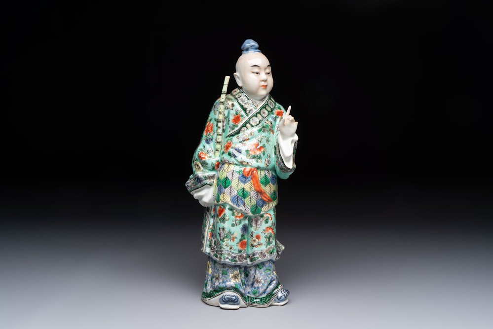 A Chinese famille verte figure of Han Xiangzi 韓湘子, Jiangxi mark, 19th C.