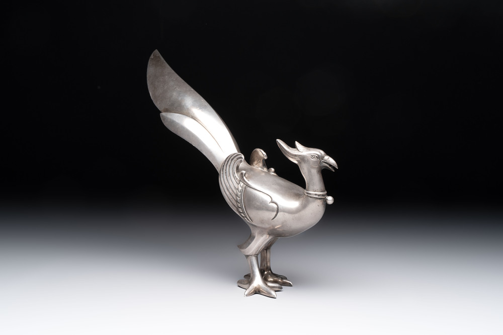 A fine Japanese silver phoenix, made by Toshihiko 敏彥造, silver 銀製 mark, Meiji/Taisho, 19/20th C.