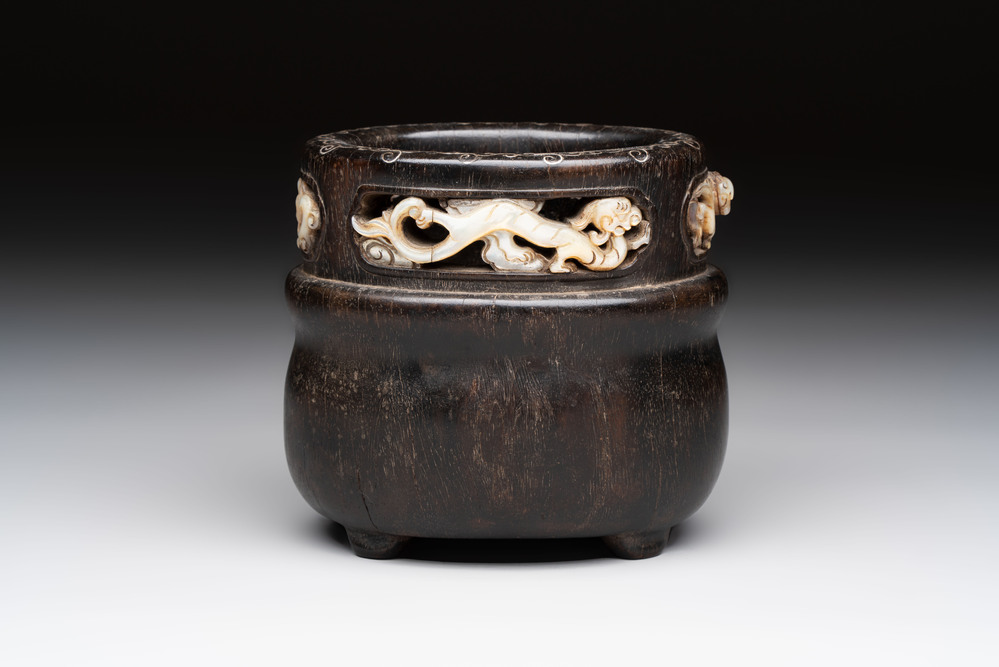 A Chinese mother-of-pearl-inlaid zitan bitong with chilong design, 18th C.