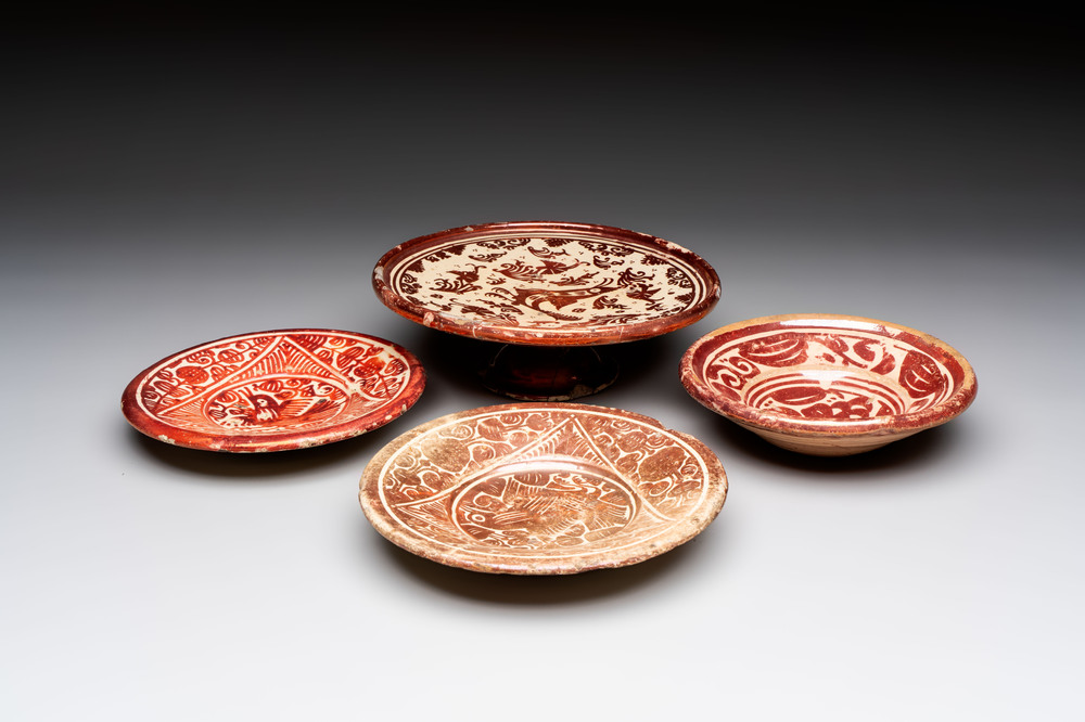Two Hispano-Moresque lustre-glazed plates, a bowl and a tazza, Spain, 17/18th C.