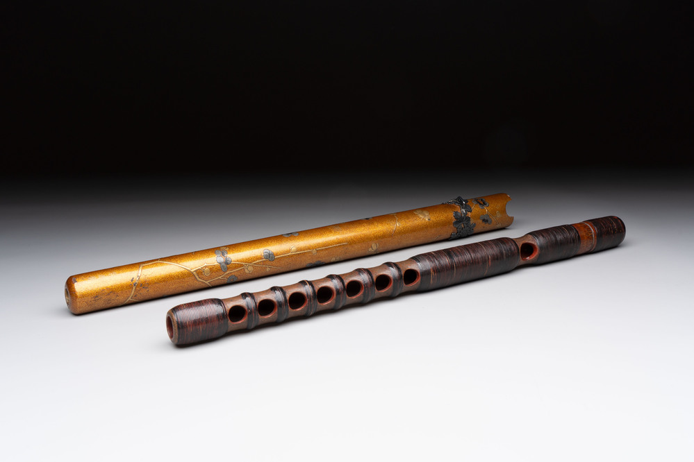 A Japanese bamboo flute with a gilt and lacquered silver-mounted wooden case, Yamada Jokasai 常嘉齋 mark, Edo, 18/19th C.